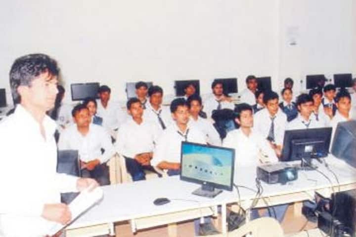 Varanasi College of Pharmacy, Varanasi campus photo 2
