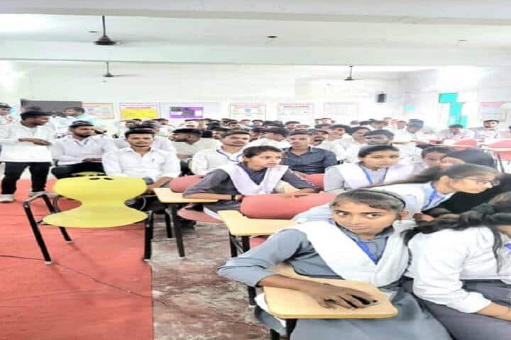 Urmila College of Pharmacy, Faizabad campus photo 3