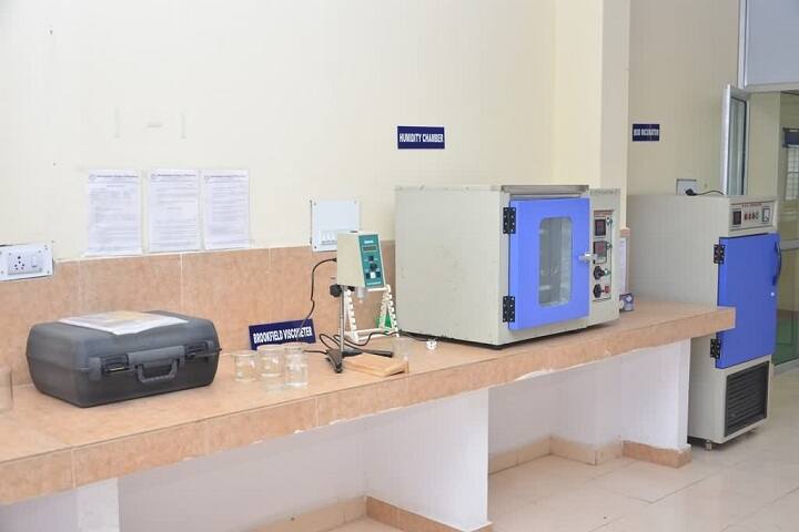 Ravishankar College of Pharmacy, Bhopal campus photo 3
