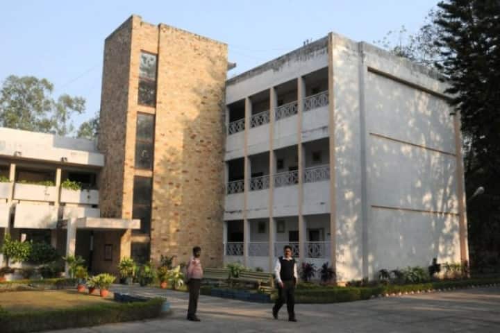 IIT ISM Dhanbad campus photo 6