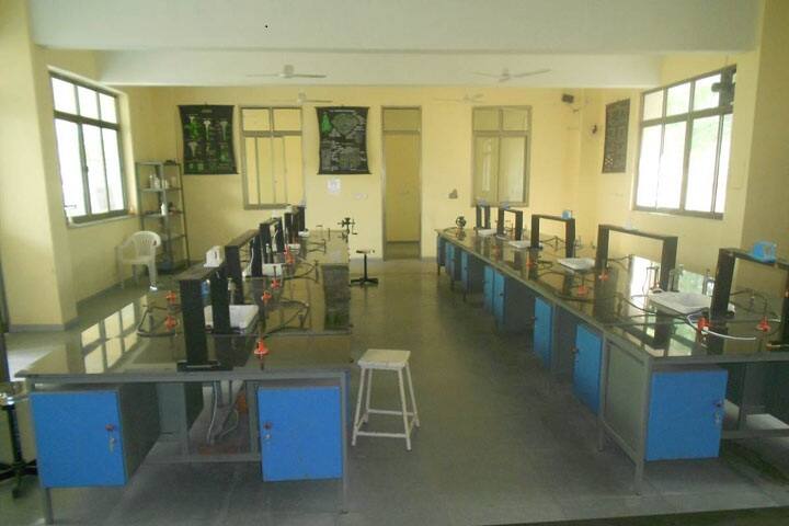 Smt SM Shah Pharmacy College, Aamsaran campus photo 5