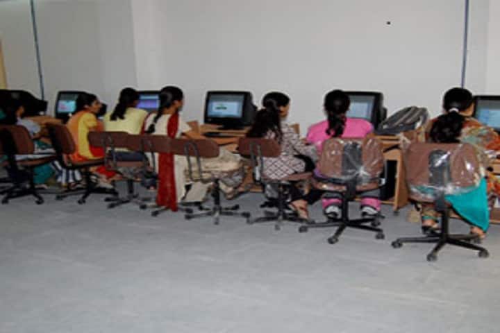 Smt NM Padalia Pharmacy College, Ahmedabad campus photo 3