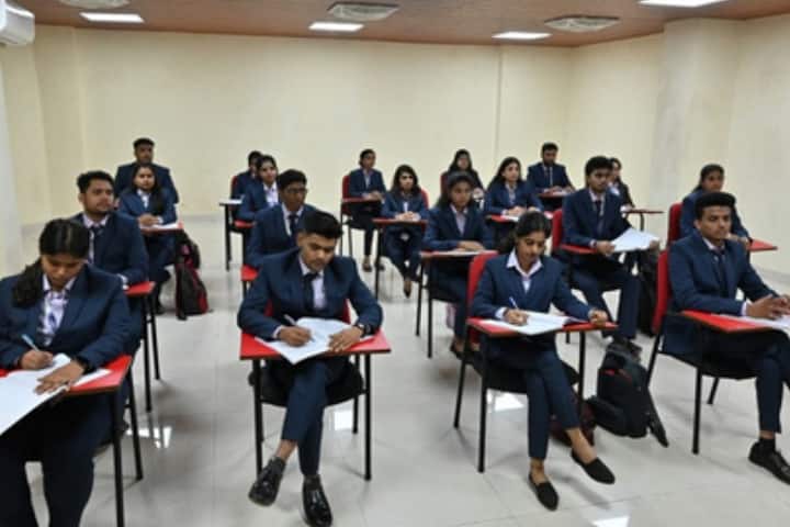 Smt Jayshree Sharadchandra Kothari Business School, Mumbai campus photo 3