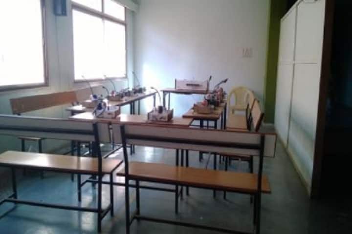Matushri Ahilya Devi Teachers Education Institute, Indore campus photo 2