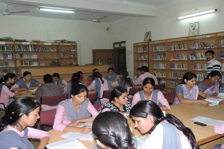 Shri Vaishnav College of Teacher's Training, Indore campus photo 4