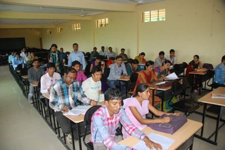 Swami Vivekanand Shiksha Mahavidyalay, Sendhwa campus photo 2