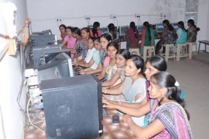 Swami Vivekanand Shiksha Mahavidyalay, Sendhwa campus photo 4