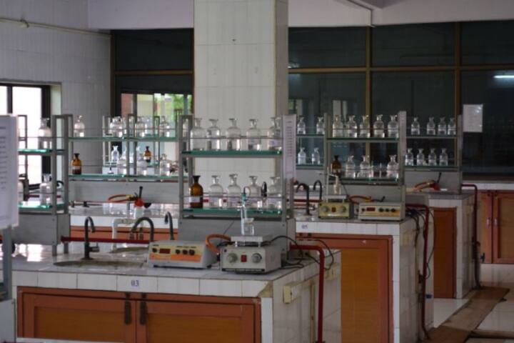 Smt BNB Swaminarayan Pharmacy College, Salvav campus photo 3