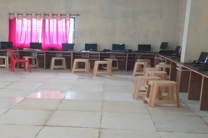 Raosaheb Patil Danve College of Pharmacy, Badnapur campus photo 4