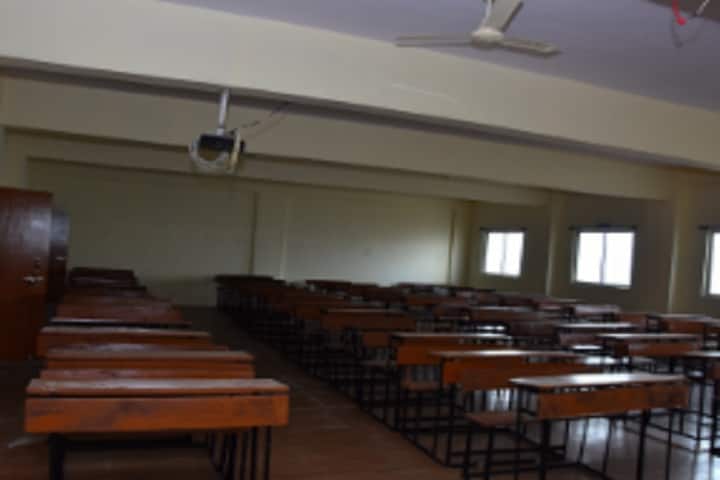 Pharate Patil Multisuper Speciality Ayurved Hospital, Pune campus photo 5