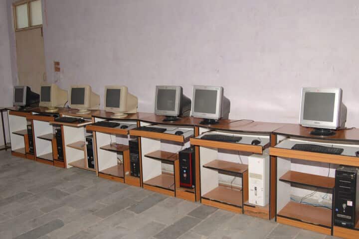 Shri Kanwar Tara Institute for Teachers Training, Mandleshwar campus photo 3