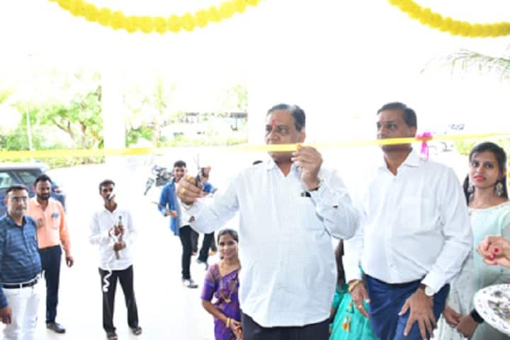 Shri Prakashchand Jain Homoeopathic Medical College, Hospital and Research, Jalgaon campus photo 3