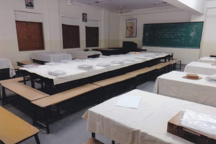 Shri Gujarati Samaj B Ed College, Indore campus photo 6