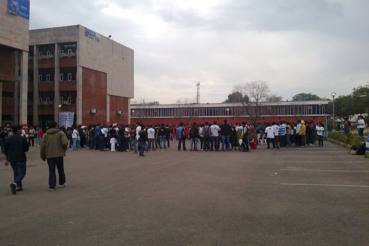 CCET Chandigarh campus photo 5