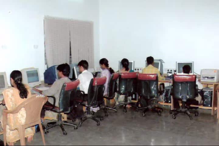 KLE Society's College of Education, Hubli campus photo 3