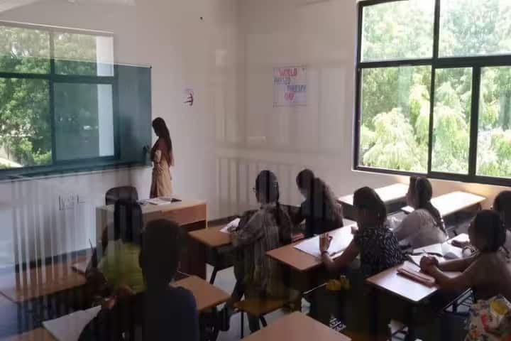 Khyati College of Nursing, Ahmedabad campus photo 2