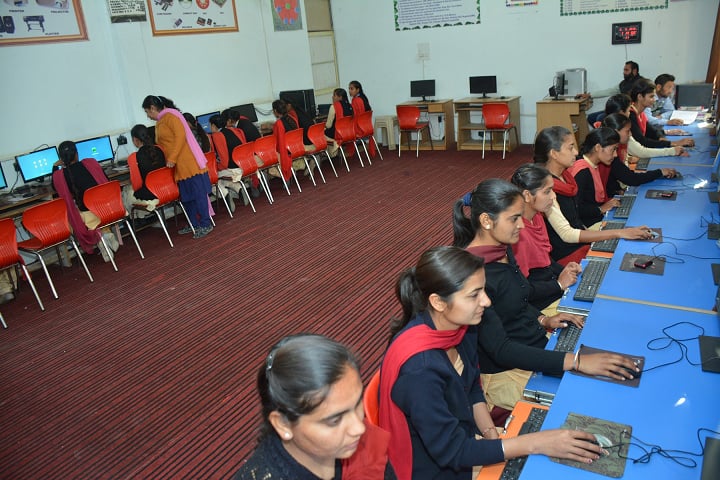 Lord Mahavira College of Education, Sangrur campus photo 4