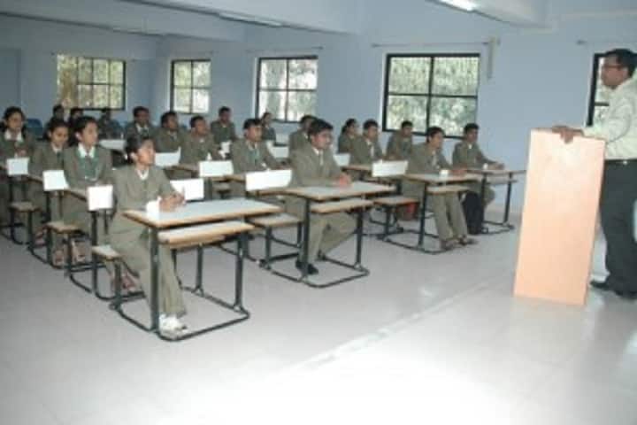 Sir Dr M S Gosavi College of Pharmaceutical Education and Research, Nashik campus photo 4