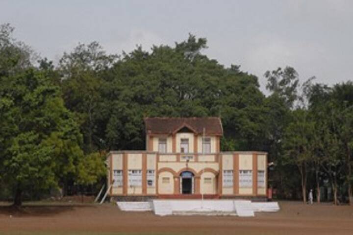 Sir Dr M S Gosavi College of Pharmaceutical Education and Research, Nashik campus photo 6