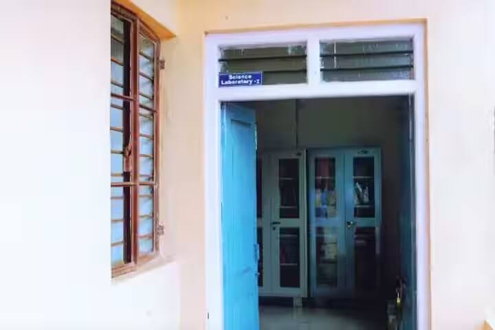 Shri Sharana Nuliya Chandayya Dr BR Ambedkar Smarak AKKA Education Society's Arts and Commerce College, Hubli campus photo 4