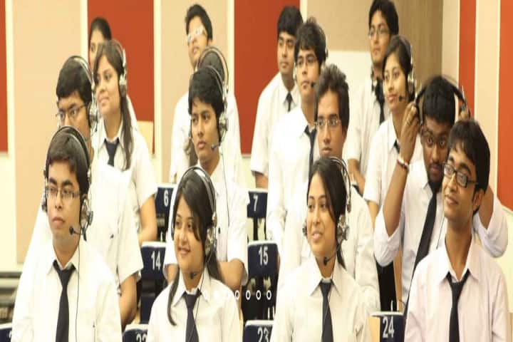 The Neotia University, Kolkata campus photo 4