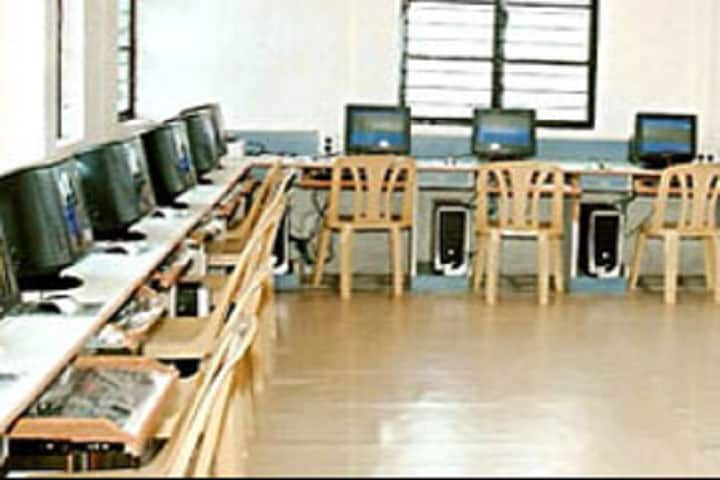 Rajeev Gandhi College of Pharmacy, Bhopal campus photo 6