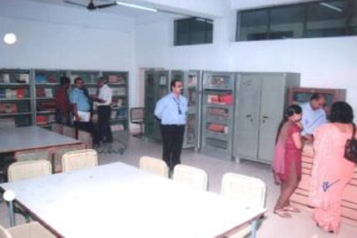 IAMR B Ed College, Ghaziabad campus photo 3