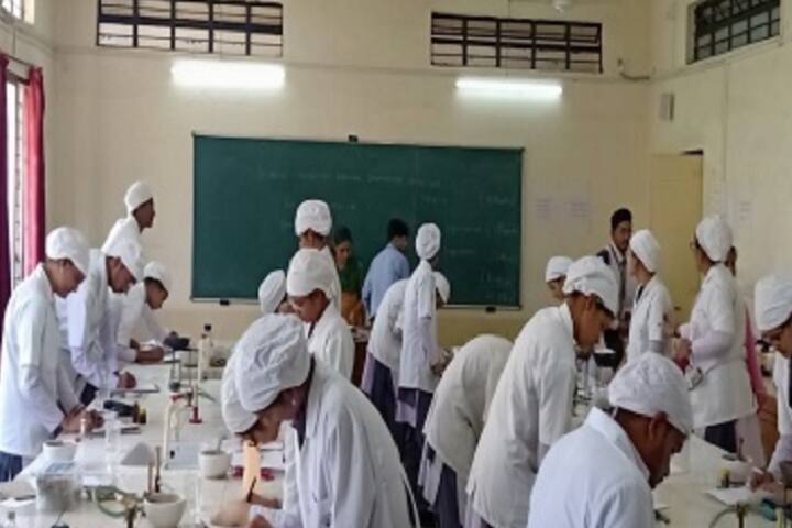 Shri Vithal Education and Research Institute's College of Pharmacy, Pandharpur campus photo 6