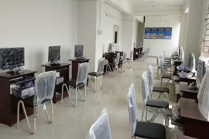 Rahman Institute of Pharmaceutical Sciences and Research, Kamrup campus photo 5