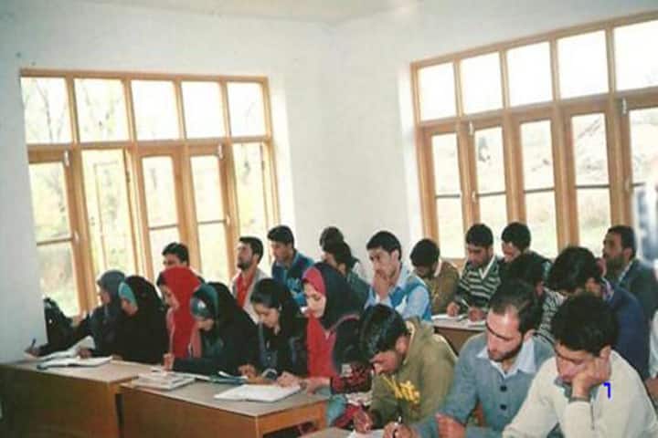 Chinab Valley College of Education, Wagar campus photo 2
