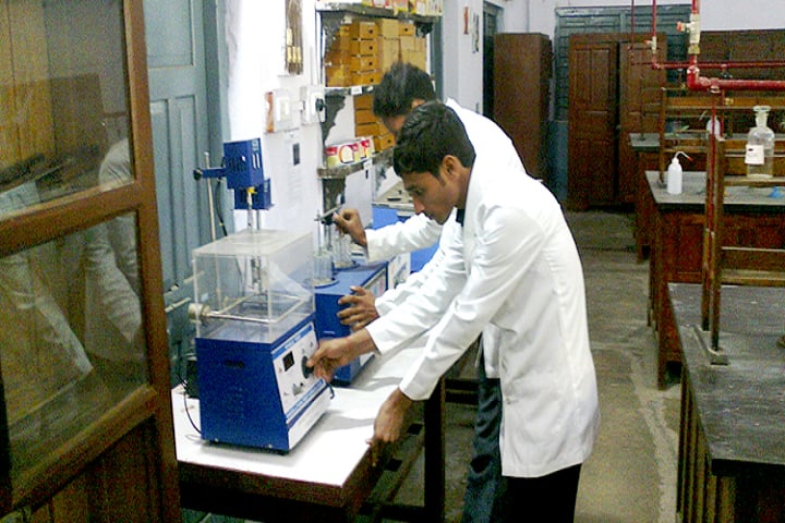 Radha Krishna College of Pharmacy, Kanpur Nagar campus photo 2