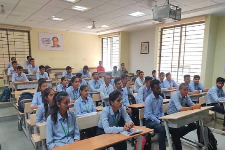 SNJB's Late Sau Kantabai Bhavarlalji Jain College of Engineering, Nashik campus photo 5