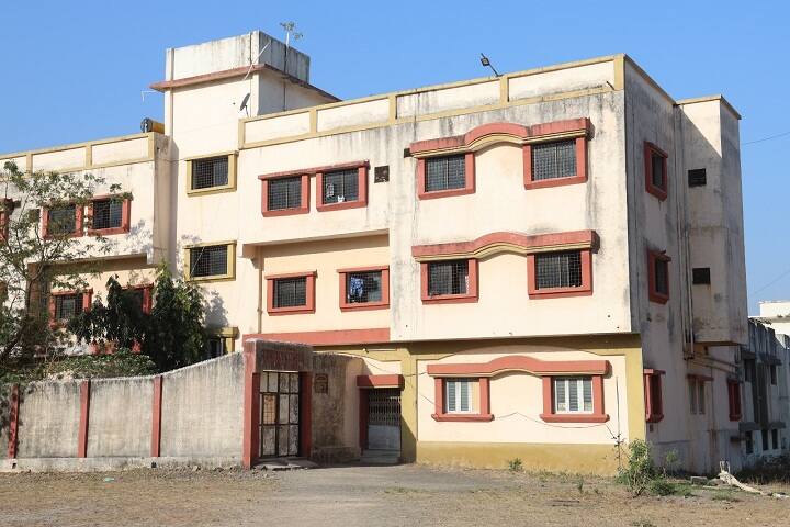 Junagadh Junior Chamber Education Trust Commerce College, Junagadh campus photo 4
