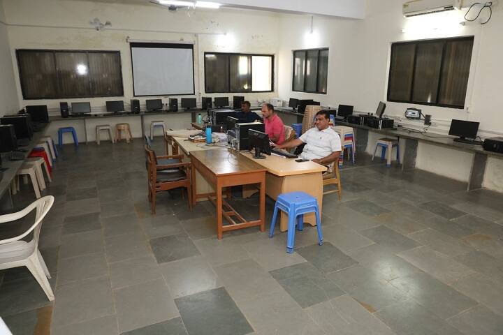 Junagadh Junior Chamber Education Trust Commerce College, Junagadh campus photo 6