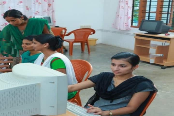 Holy Cross College of Nursing, Adoor campus photo 2
