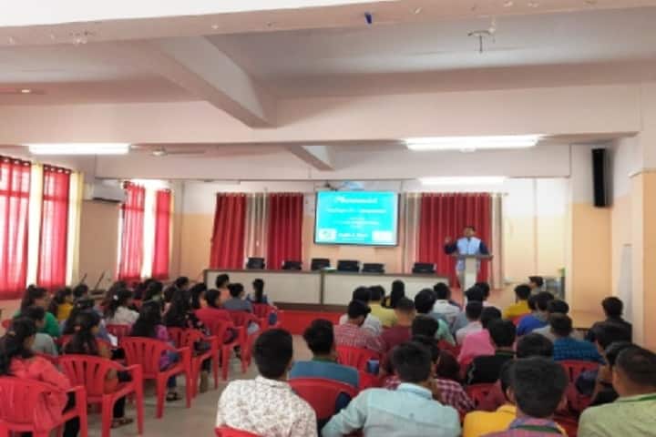 Krantiveer Vasantrao Narayanrao Naik Shikshan Prasarak Sanstha's Institute of Paramedical Education and Research, Nashik campus photo 3