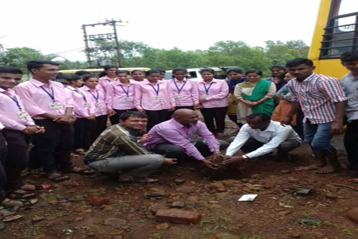 Yeshwant Redekar College of Pharmacy, Kolhapur campus photo 4