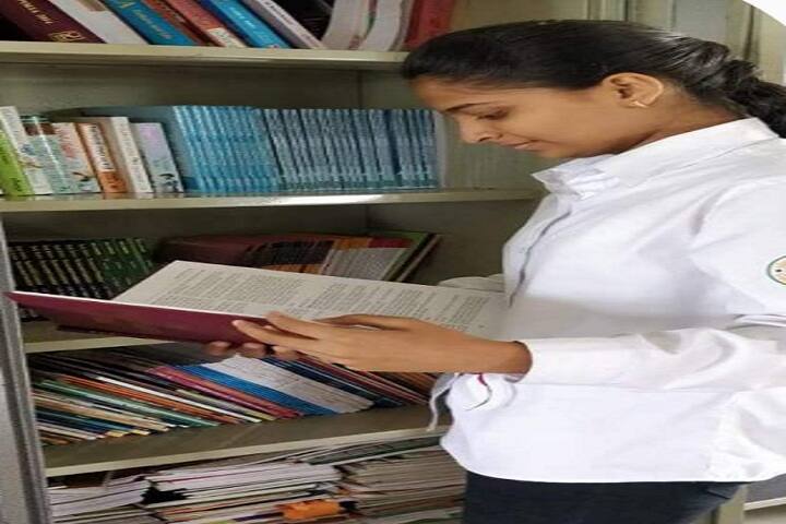 MRS Saraswati Wani College of D Pharmacy, Ahmednagar campus photo 3