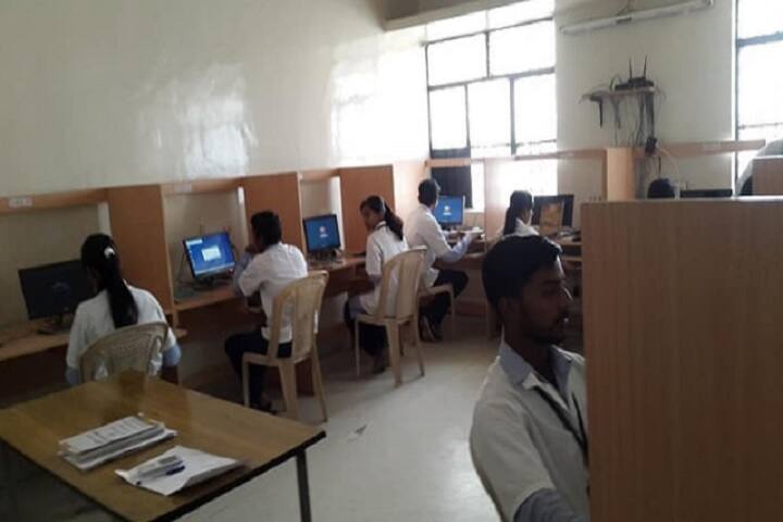 Yashvantrao Chavan College of Pharmacy, Ahmednagar campus photo 3