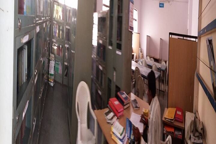 Yashvantrao Chavan College of Pharmacy, Ahmednagar campus photo 5