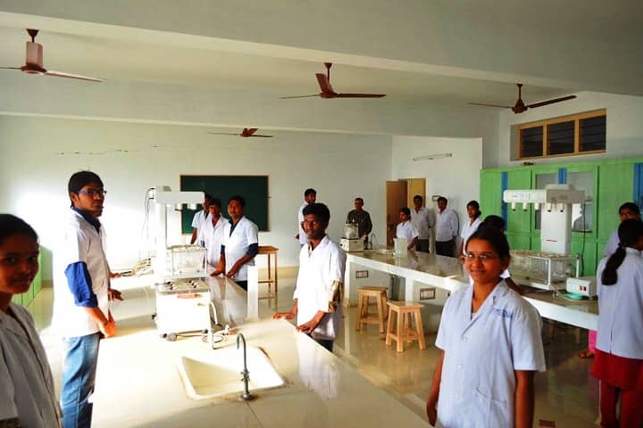 Yalamarty Pharmacy College, Visakhapatnam campus photo 4