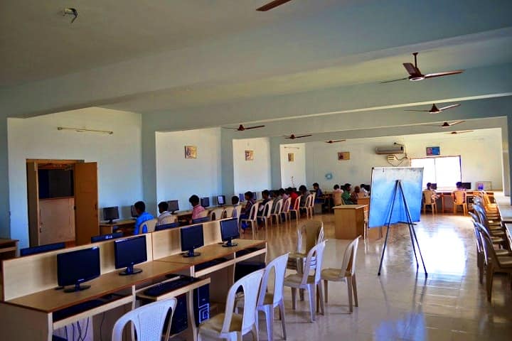 Yalamarty Pharmacy College, Visakhapatnam campus photo 5