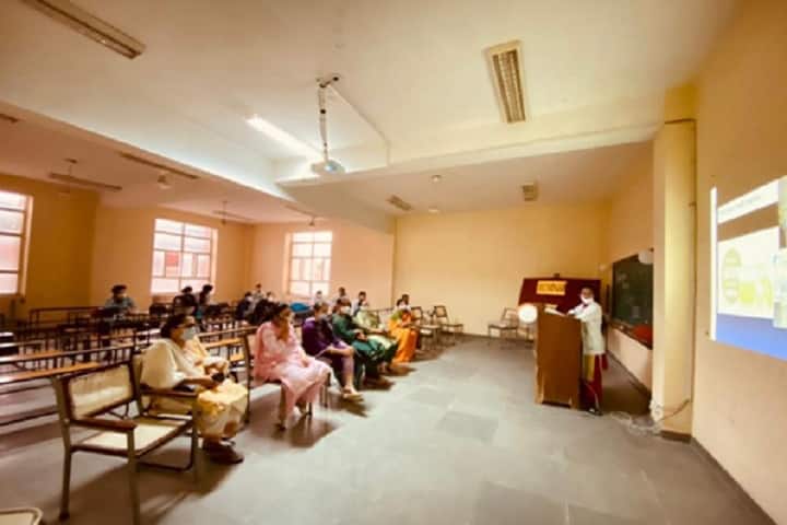 Government Nursing College, Patiala campus photo 2