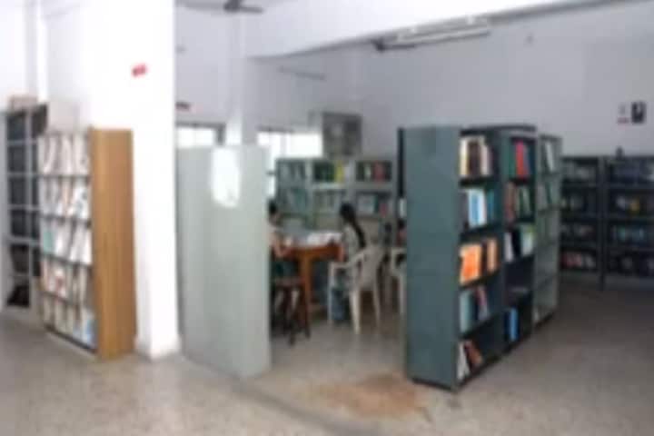 Priyadarshini JL College of Pharmacy, Nagpur campus photo 6