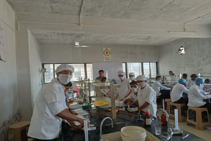 VSS Institute of Pharmacy, Badnapur campus photo 5