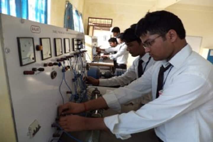 RR Institute of Modern Polytechnic, Lucknow campus photo 3