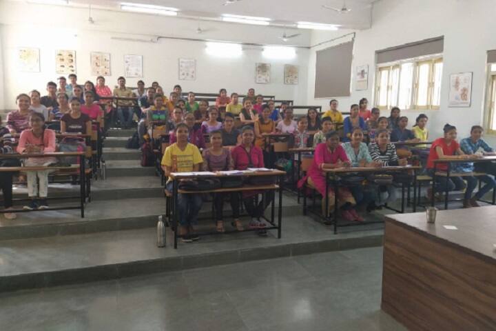 Government College of Nursing, Bhavnagar campus photo 4
