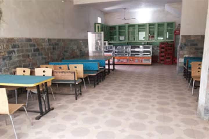 Saraswati Girls College of Education, Bhatinda campus photo 2