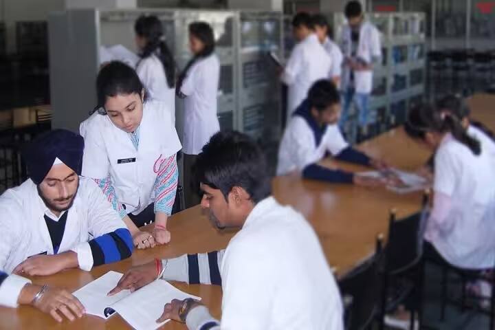 Surendera Pharmacy College, Sri Ganganagar campus photo 5