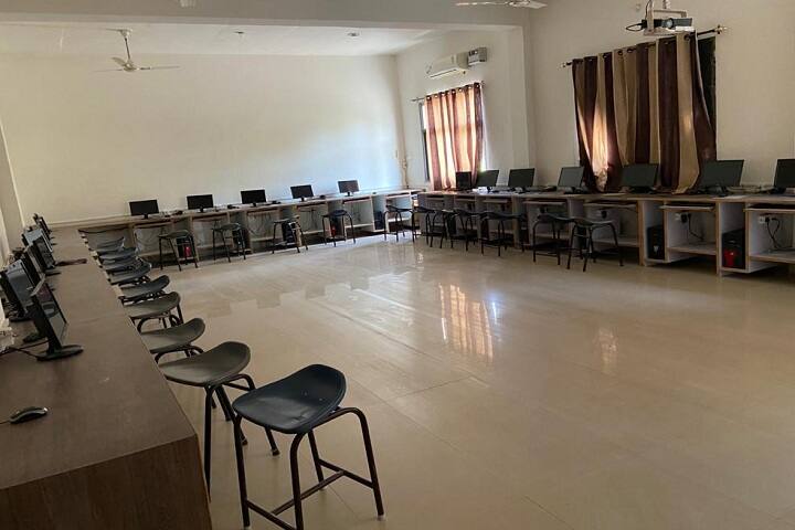 Krishna College of Pharmacy, Mansa campus photo 4